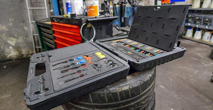 Garage d'entretien de véhicule à Olivet