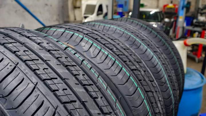 Garage d'entretien de véhicule à Olivet